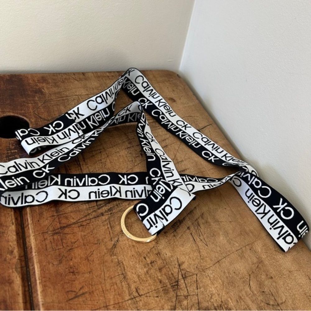 Calvin Klein Double D-ring gold buckle belt black white stretchy 62" long